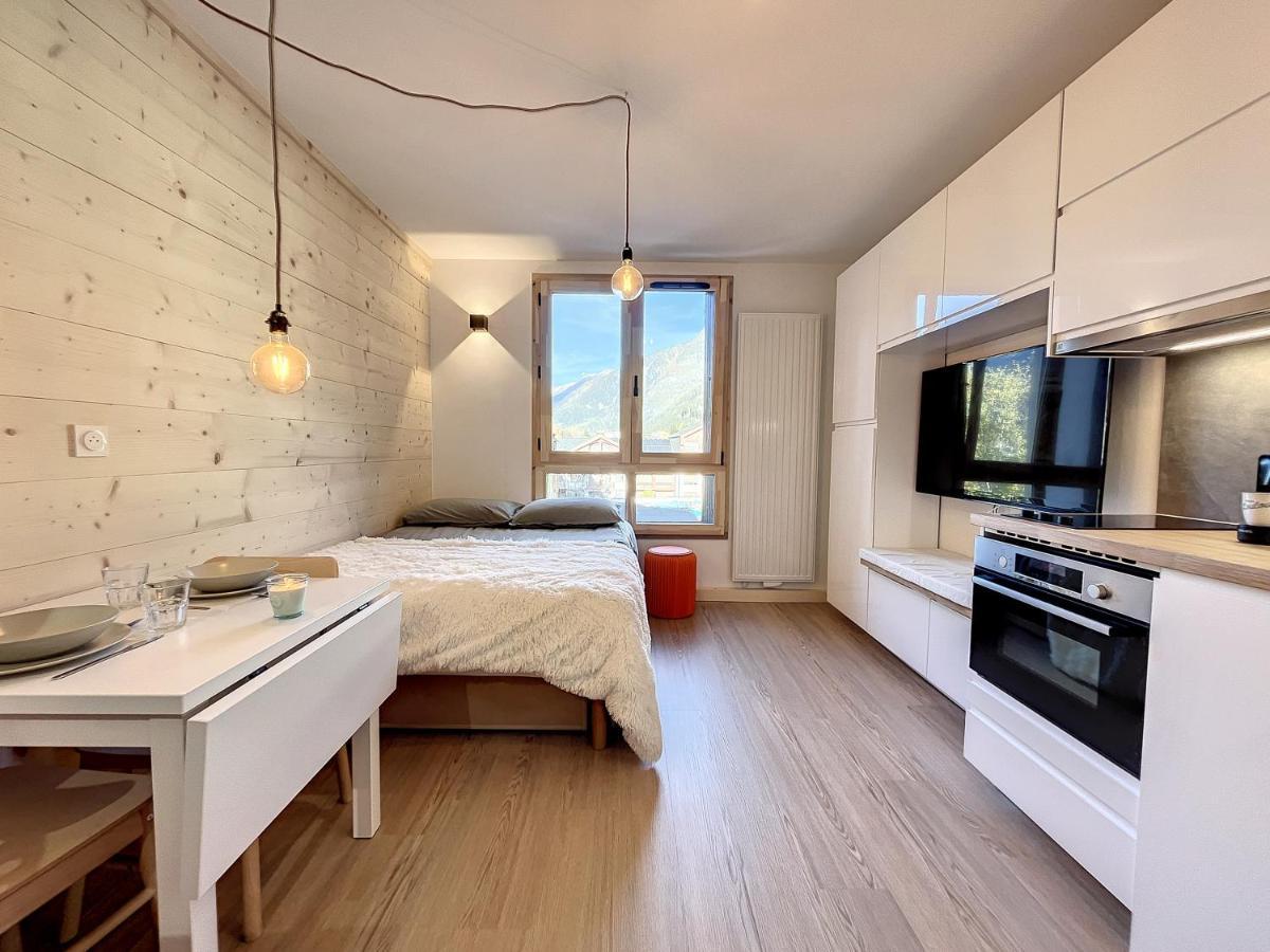 Superbe Studio Refait A Neuf Et Tout Equipe Avec Parking Chamonix Mont Blanc Exterior foto